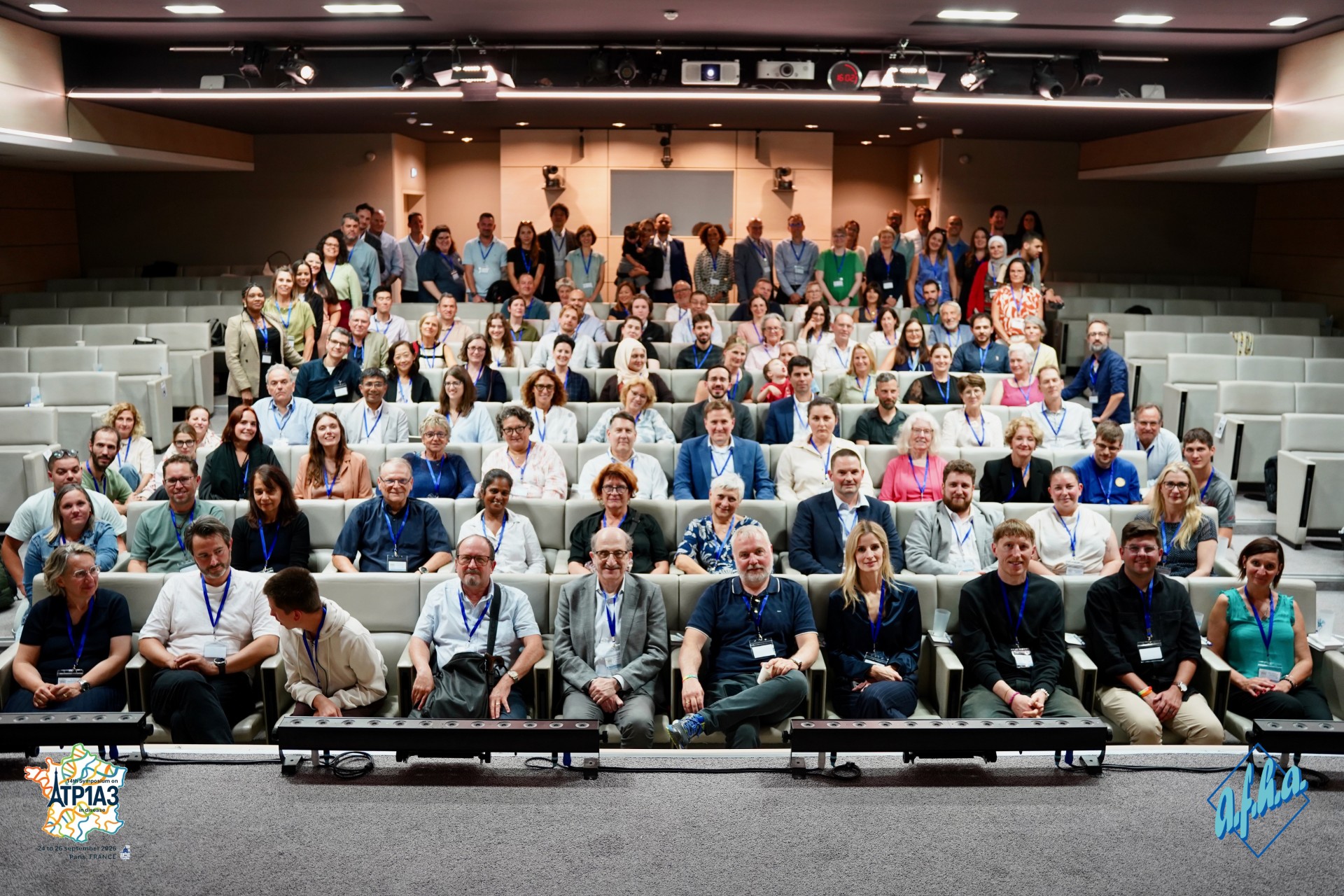 Photo de groupe des personnes ayants assisté au Symposium ATP1A3 2026.